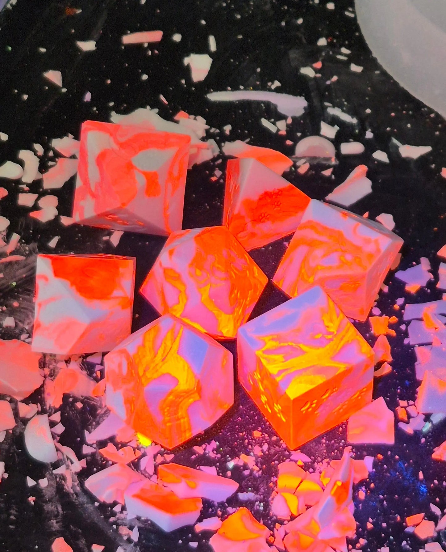 Sat 20th Jun | 2-3:30pm | Eco Resin Dice Pouring Six Sided Society Coventry UK