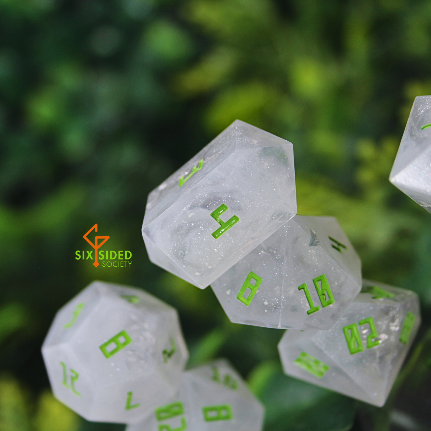 Handmade dice set of 7 | White Pearl