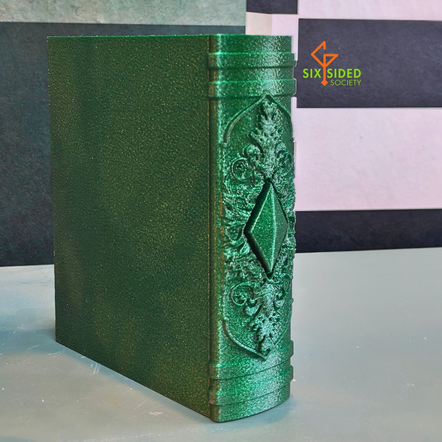 3D-printed book-shaped trinket box for tabletop gaming dice, miniatures, and cards – perfect Dungeons & Dragons storage solution with magnetic closure and nature-inspired design, ideal for RPG players and collectors in Coventry.