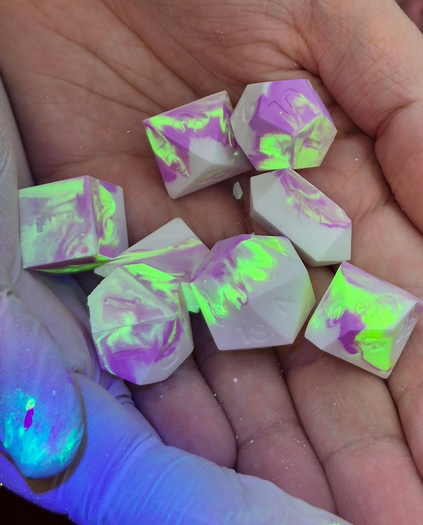 Sat 20th Jun | 2-3:30pm | Eco Resin Dice Pouring Six Sided Society Coventry UK