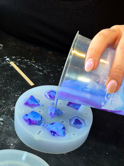 Sat 27th Jun | 2-3:30pm | Eco Resin Dice Pouring