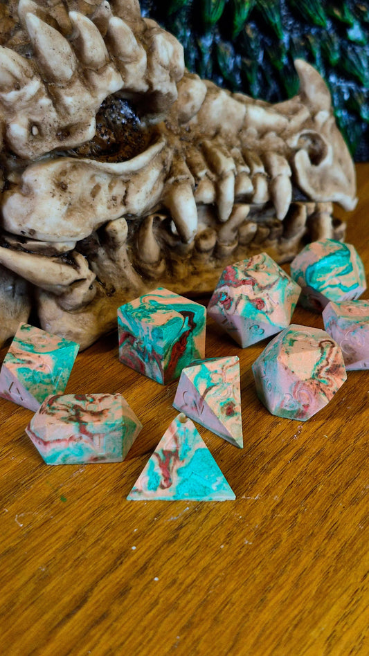 Sun 13th Sept | 11-12:30pm | Eco Resin Dice Pouring