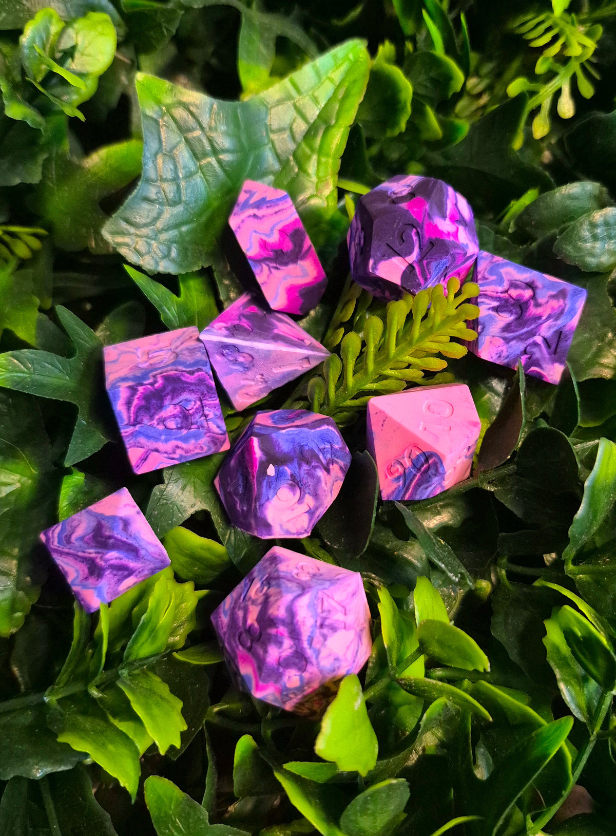 Sat 5th Dec | 2-3:30pm | Eco Resin Dice Pouring Six Sided Society