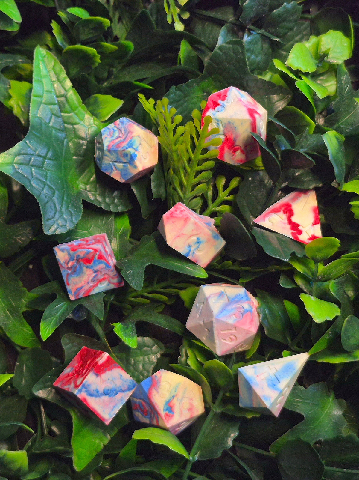 Sat 5th Dec | 2-3:30pm | Eco Resin Dice Pouring Six Sided Society
