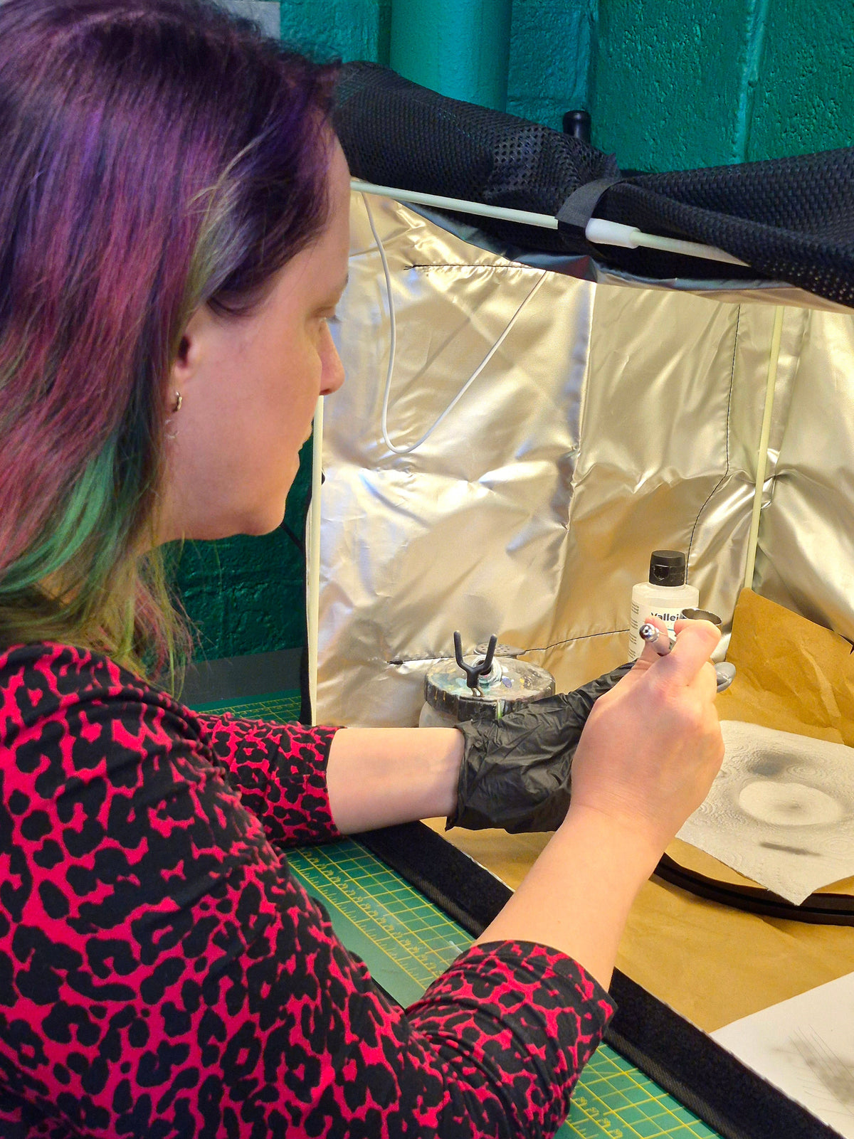 Sun 22nd Nov | 11-1pm | Intro to Airbrushing Six Sided Society