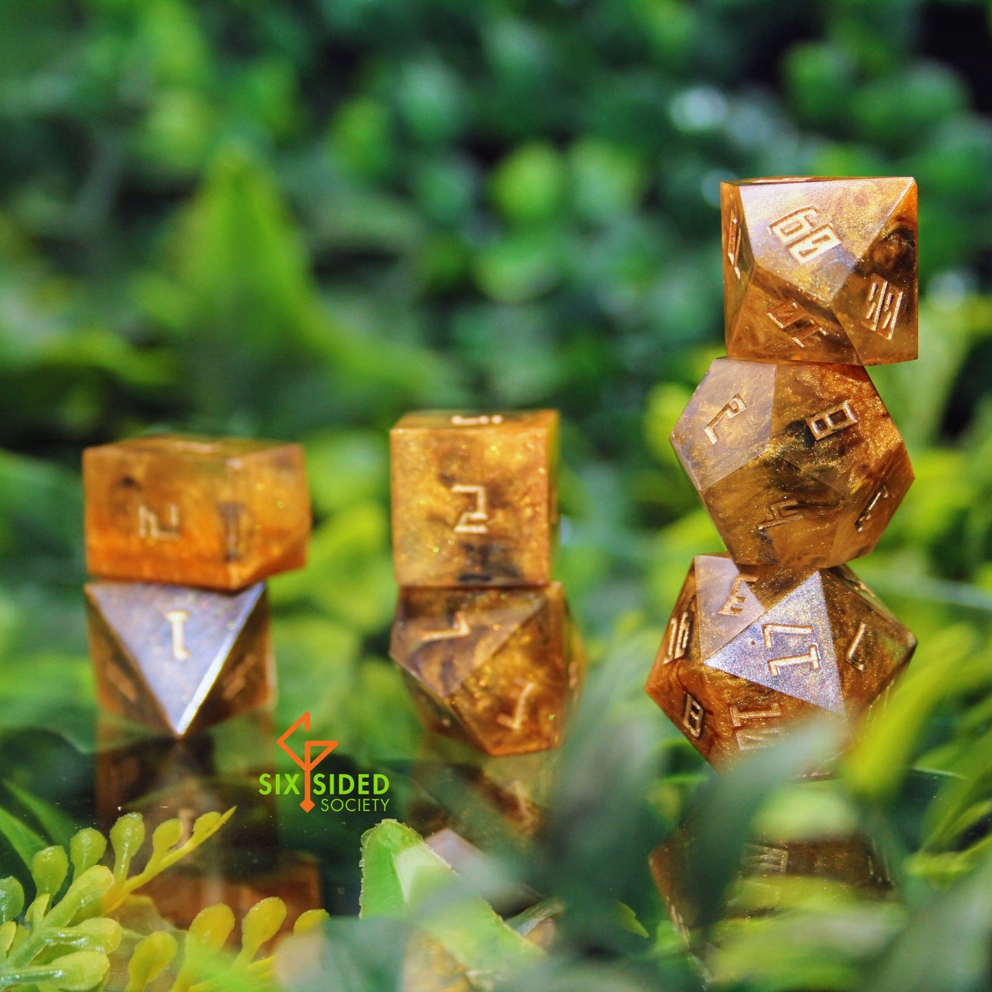 Handmade dice set of 7 | Golden