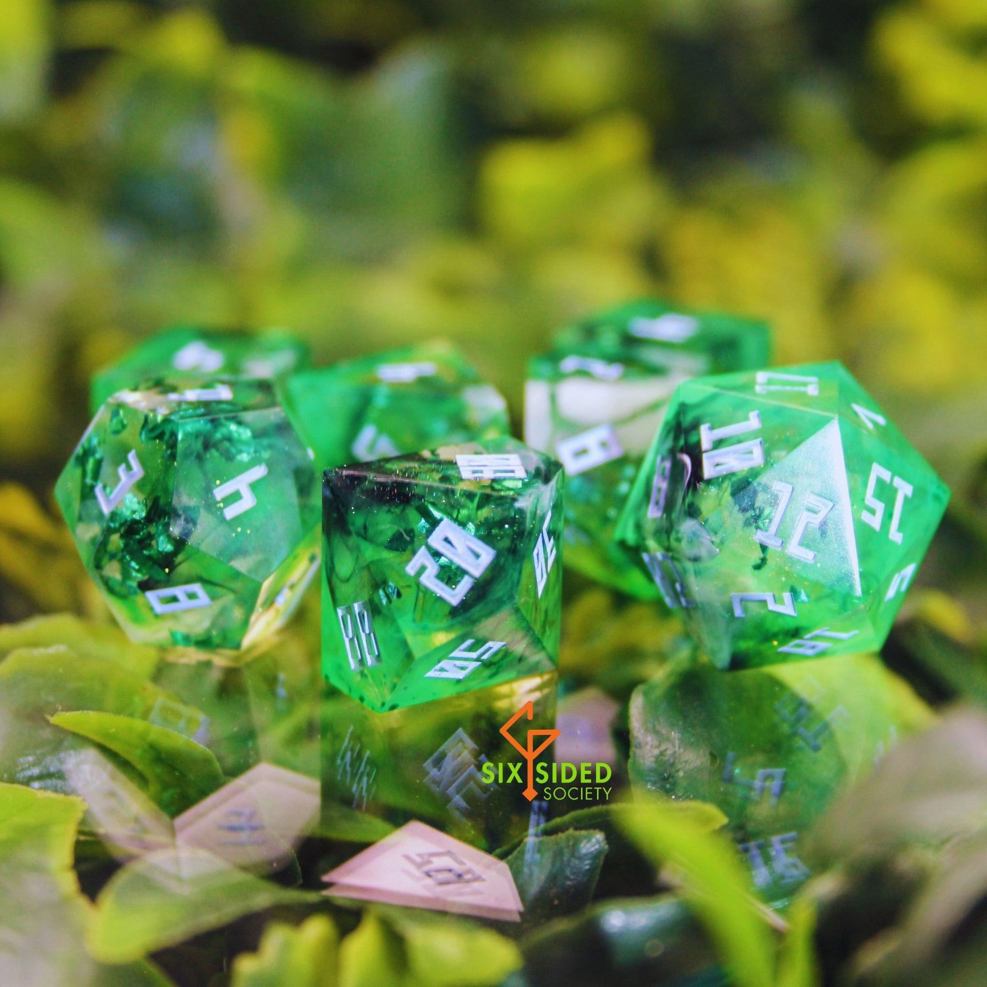 Handmade dice set of 7 | Green