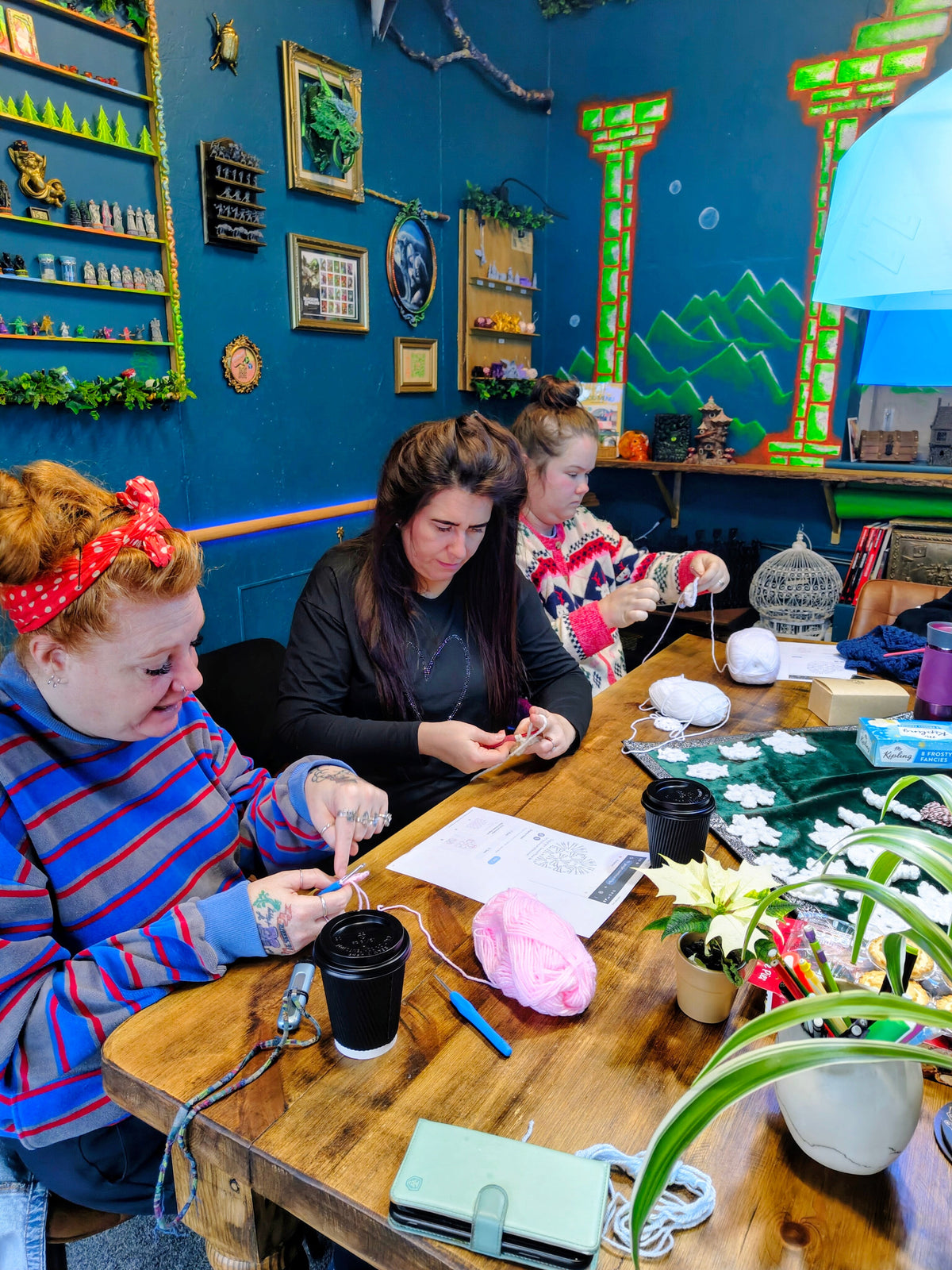 Sat 5th Nov | 4-6pm | Crochet Club Coventry - Xmas Ornaments Six Sided Society