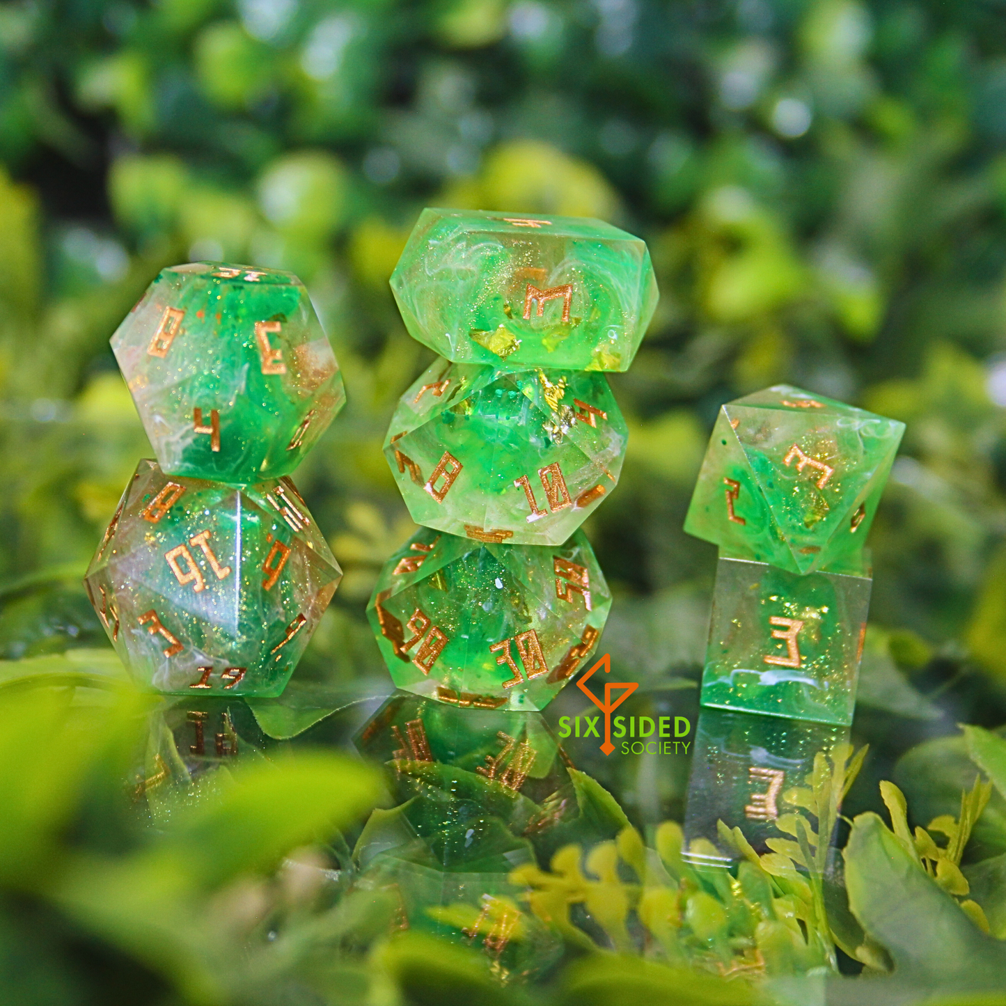 Handmade dice set of 7 | Green